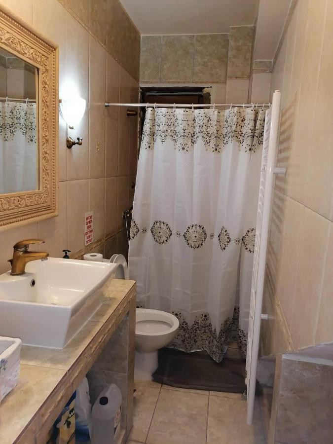 Traditional House In Androni Мирина Екстериор снимка